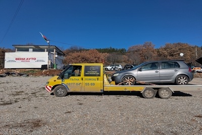 Теглене на джип по магистралата